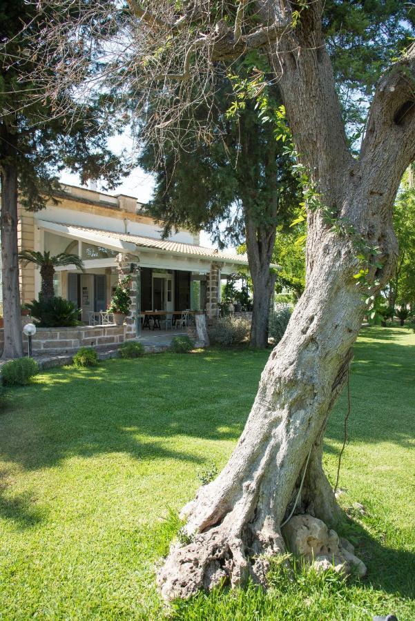 Dimora Del Duca, Masseria B&B Di Charme Монтерони-ди-Лечче Экстерьер фото